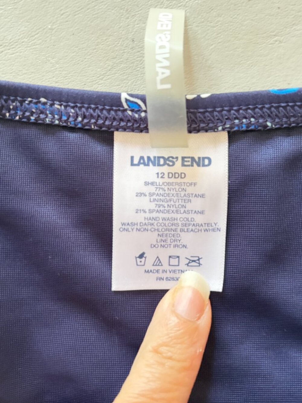 Lands' End Women's Navy Blue Paisley Tankini Swimsuit Top Size 12 DDD - Picture 6 of 6